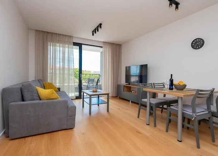 Apartment Cozy In With Wifi Makarska