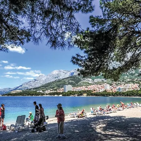 1 Bedroom Awesome In * Makarska