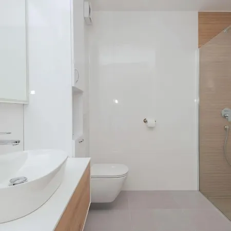 Διαμέρισμα Cozy In With Wifi *